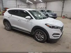 KM8J33A40HU594944 2017 HYUNDAI TUCSON