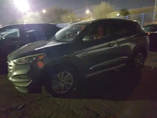 KM8J33A40JU25506 2018 HYUNDAI TUCSON - Image 1