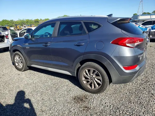 KM8J33A40JU598935 2018 HYUNDAI TUCSON - Image 2