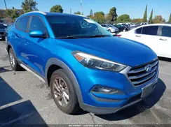 KM8J33A40JU628211 2018 HYUNDAI TUCSON