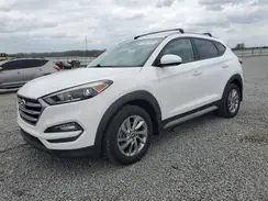 KM8J33A40JU630492 2018 HYUNDAI TUCSON