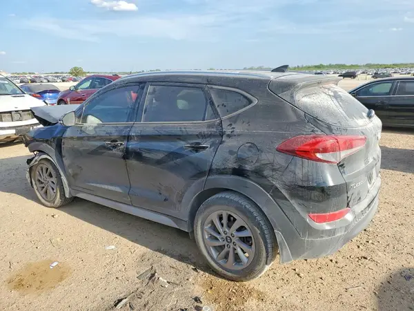 KM8J33A40JU651598 2018 HYUNDAI TUCSON - Image 2