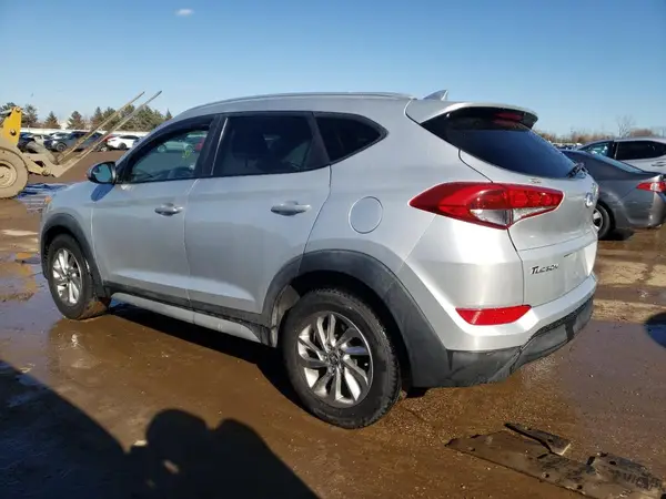 KM8J33A40JU680356 2018 HYUNDAI TUCSON - Image 2