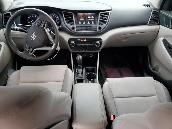 KM8J33A40JU689445 2018 HYUNDAI TUCSON - Image 8