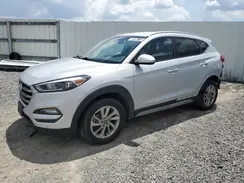 KM8J33A40JU689753 2018 HYUNDAI TUCSON