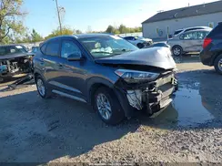 KM8J33A40JU690367 2018 HYUNDAI TUCSON