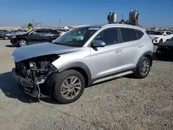 KM8J33A40JU693379 2018 HYUNDAI TUCSON
