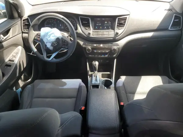 KM8J33A40JU695648 2018 HYUNDAI TUCSON - Image 8