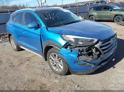 KM8J33A40JU699487 2018 HYUNDAI TUCSON
