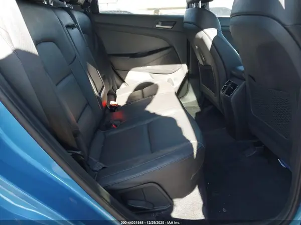 KM8J33A40JU699487 2018 HYUNDAI TUCSON - Image 8