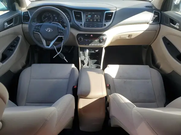 KM8J33A40JU707183 2018 HYUNDAI TUCSON - Image 8