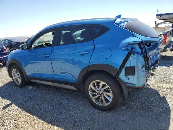 KM8J33A40JU708074 2018 HYUNDAI TUCSON - Image 2