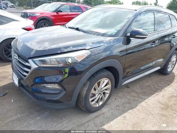 KM8J33A40JU713694 2018 HYUNDAI TUCSON - Image 2