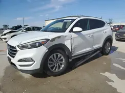 KM8J33A40JU715090 2018 HYUNDAI TUCSON