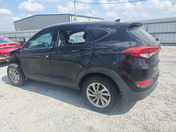 KM8J33A40JU729152 2018 HYUNDAI TUCSON - Image 2