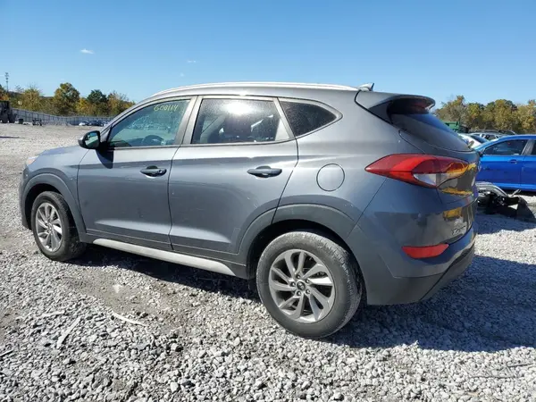 KM8J33A40JU735842 2018 HYUNDAI TUCSON - Image 2
