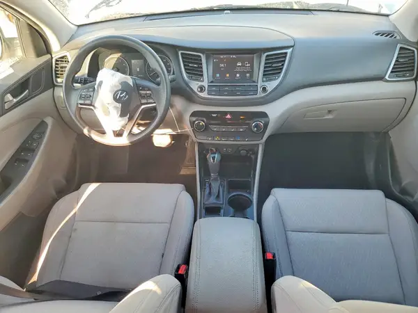KM8J33A40JU763981 2018 HYUNDAI TUCSON - Image 8