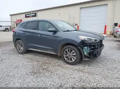 KM8J33A40JU765682 2018 HYUNDAI TUCSON
