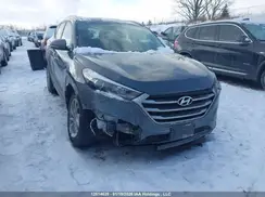 KM8J33A40JU798455 2018 HYUNDAI TUCSON