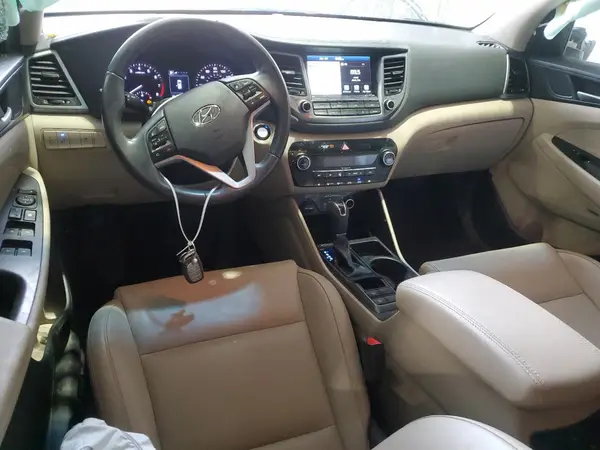 KM8J33A40JU821278 2018 HYUNDAI TUCSON - Image 8