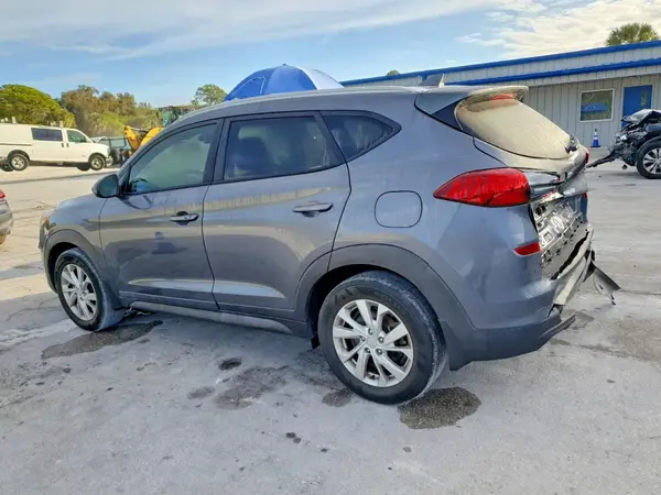 KM8J33A40KU000246 2019 HYUNDAI TUCSON - Image 2