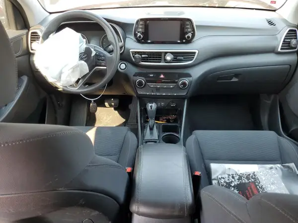 KM8J33A40KU002904 2019 HYUNDAI TUCSON - Image 8