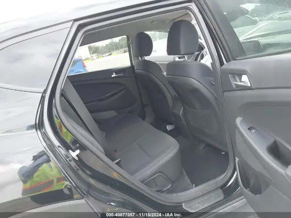 KM8J33A40KU068014 2019 HYUNDAI TUCSON - Image 8