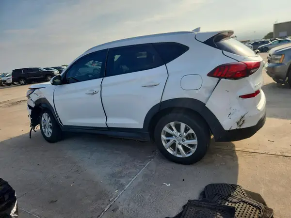 KM8J33A40KU910527 2019 HYUNDAI TUCSON - Image 2