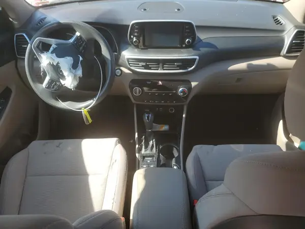 KM8J33A40KU950090 2019 HYUNDAI TUCSON - Image 8
