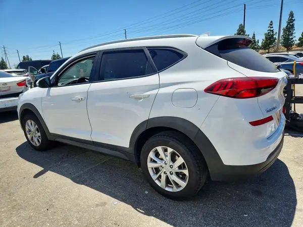KM8J33A40KU969271 2019 HYUNDAI TUCSON - Image 2