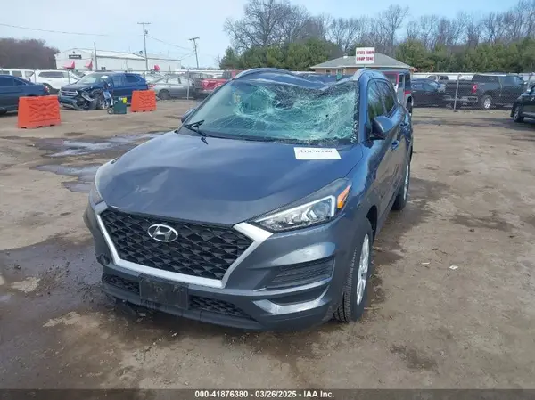 KM8J33A40KU999340 2019 HYUNDAI TUCSON - Image 2