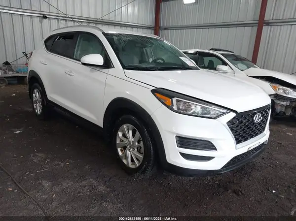 KM8J33A40LU127189 2020 HYUNDAI TUCSON - Image 1