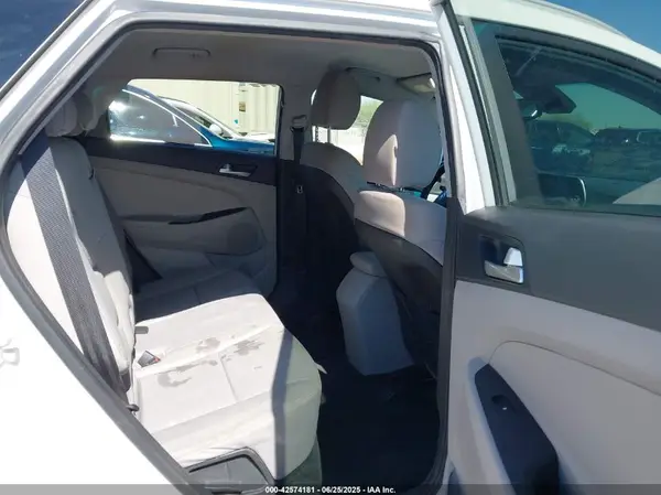 KM8J33A40LU167661 2020 HYUNDAI TUCSON - Image 8