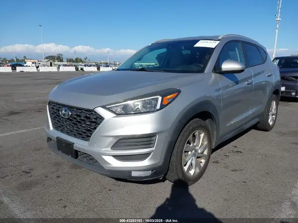 KM8J33A40LU208371 2020 HYUNDAI TUCSON - Image 2