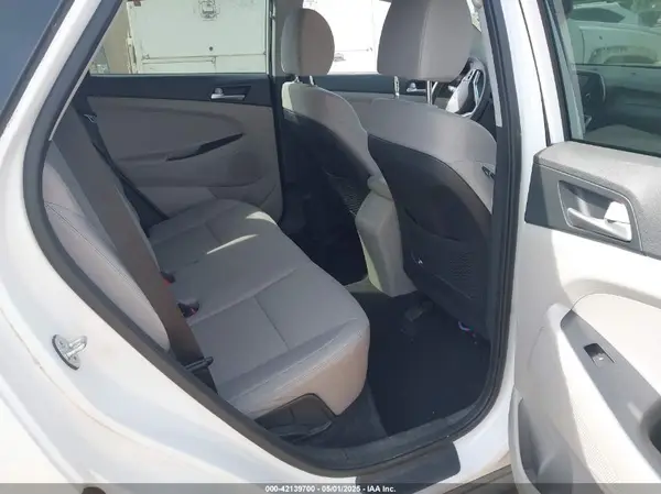 KM8J33A40LU224280 2020 HYUNDAI TUCSON - Image 8