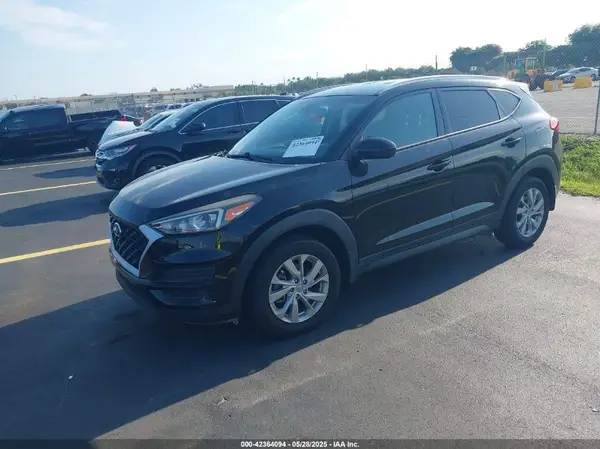 KM8J33A40LU233903 2020 HYUNDAI TUCSON - Image 2