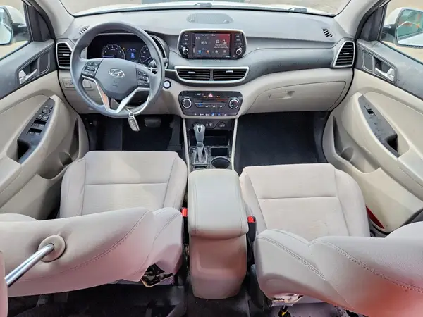 KM8J33A40LU250121 2020 HYUNDAI TUCSON - Image 8