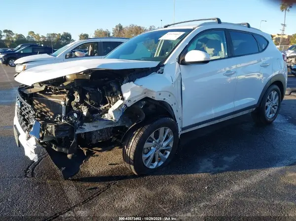 KM8J33A40LU253181 2020 HYUNDAI TUCSON - Image 2