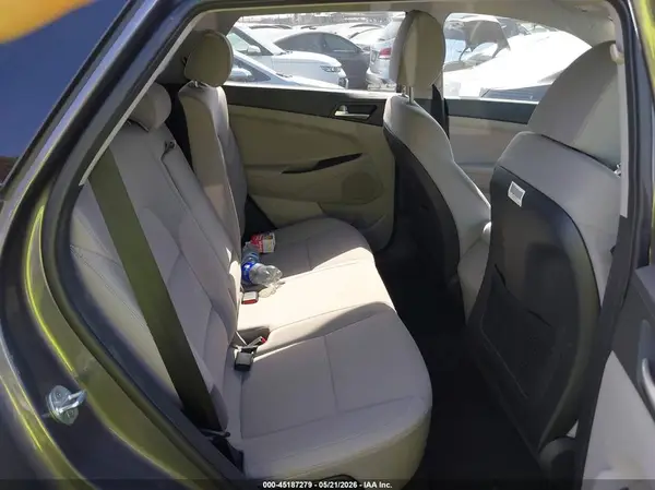 KM8J33A40LU278419 2020 HYUNDAI TUCSON - Image 8