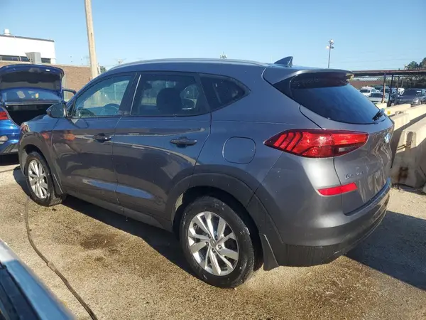 KM8J33A40MU298168 2021 HYUNDAI TUCSON - Image 2