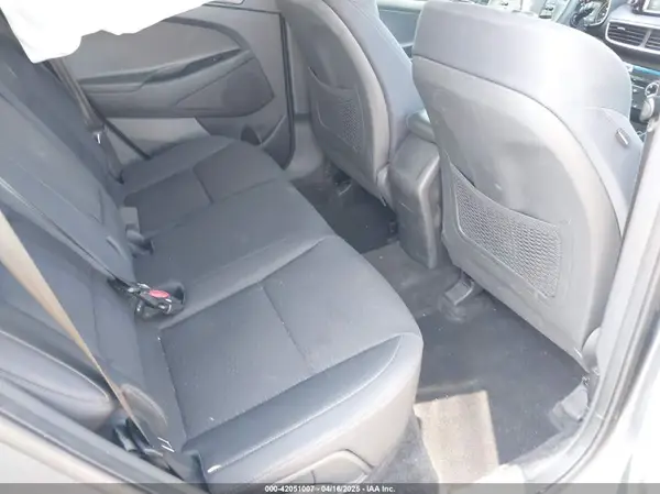 KM8J33A40MU323196 2021 HYUNDAI TUCSON - Image 8