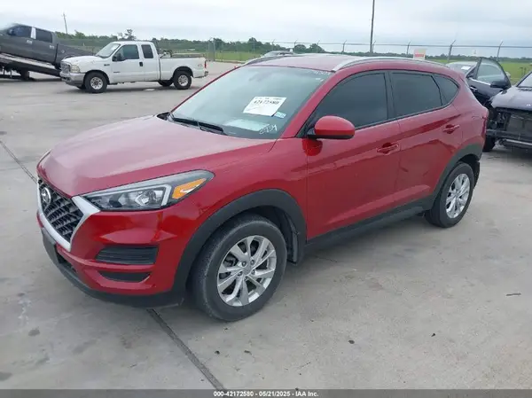 KM8J33A40MU332934 2021 HYUNDAI TUCSON - Image 2
