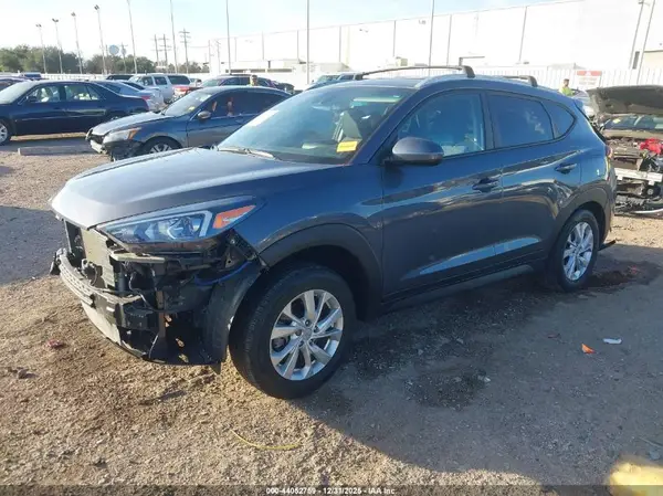 KM8J33A40MU400116 2021 HYUNDAI TUCSON - Image 2