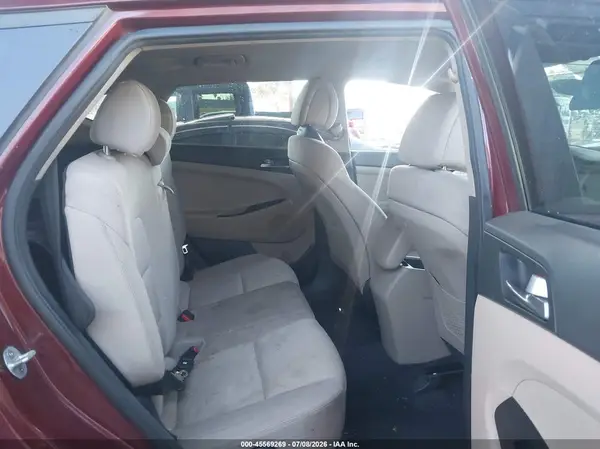 KM8J33A41GU029245 2016 HYUNDAI TUCSON - Image 8