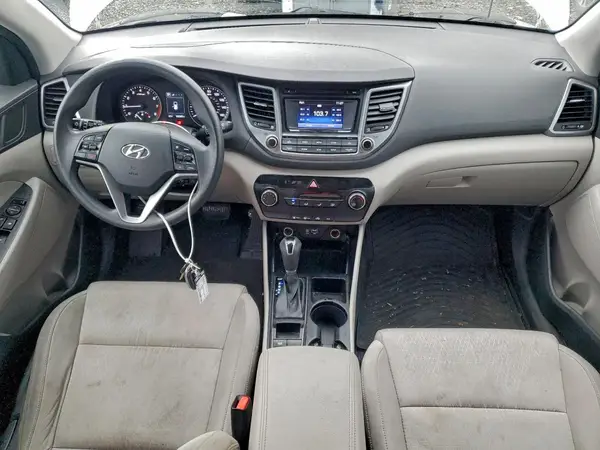 KM8J33A41GU030783 2016 HYUNDAI TUCSON - Image 8