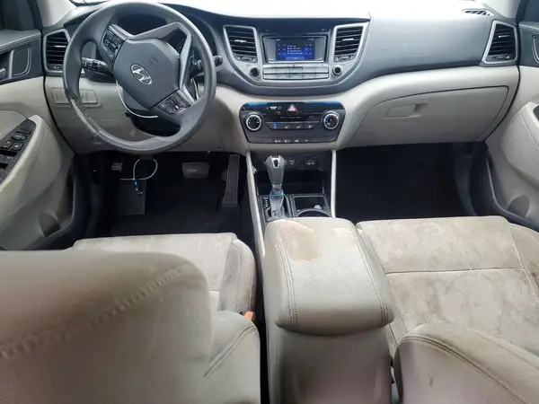 KM8J33A41GU032033 2016 HYUNDAI TUCSON - Image 8
