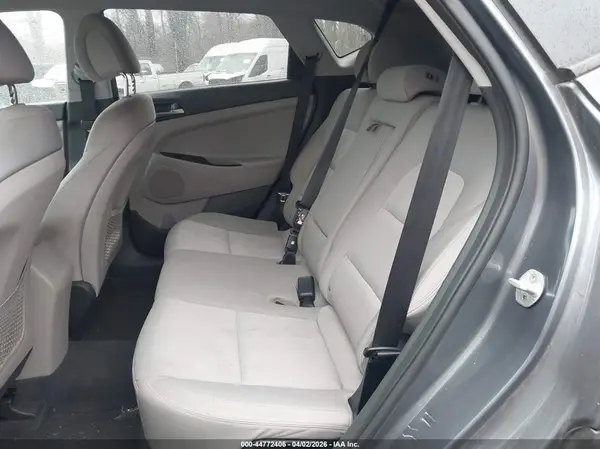 KM8J33A41GU050550 2016 HYUNDAI TUCSON - Image 8