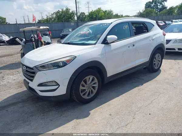 KM8J33A41GU072502 2016 HYUNDAI TUCSON - Image 2