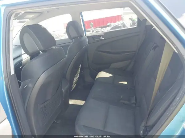 KM8J33A41GU090854 2016 HYUNDAI TUCSON - Image 8