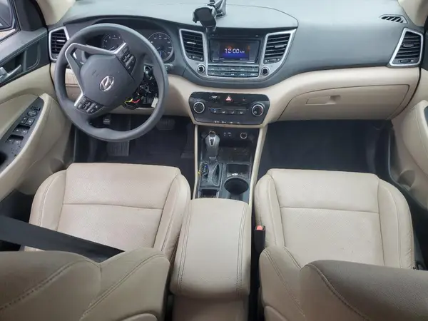 KM8J33A41GU092040 2016 HYUNDAI TUCSON - Image 8